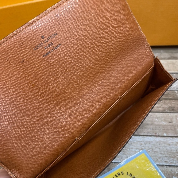 Louis Vuitton Wallet - Picture 12 of 13